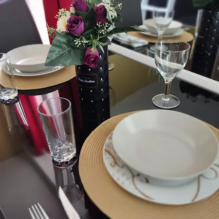A Place De Clichy Apartment