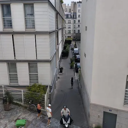 Lejlighed A Place De Clichy Paris