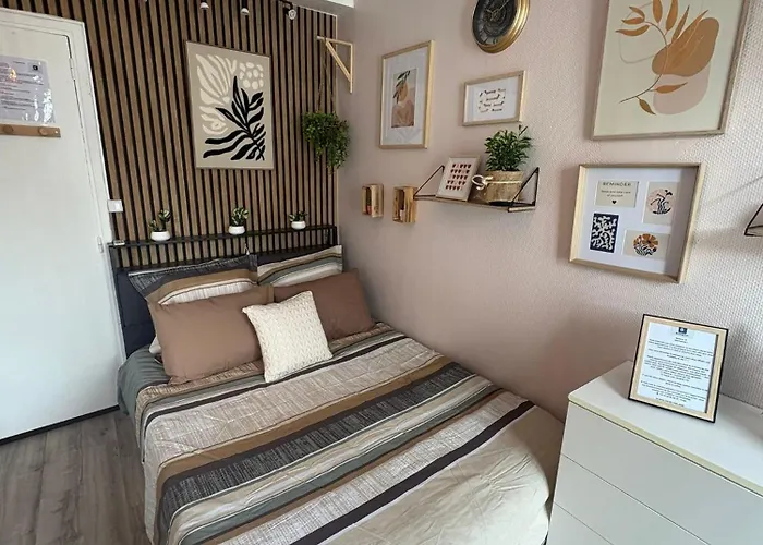 דירה A 3 Min Du Metro Place De Clichy *