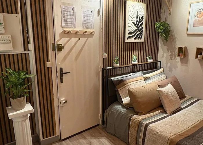 דירה A 3 Min Du Metro Place De Clichy *