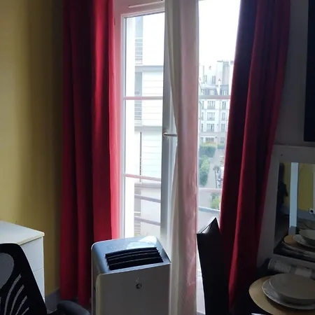 Studio Charmant A 3 Min Du Metro Place De Clichy *