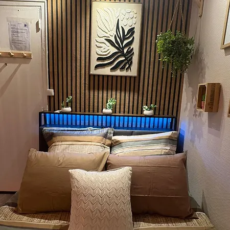 A 3 Min Du Metro Place De Clichy * باريس